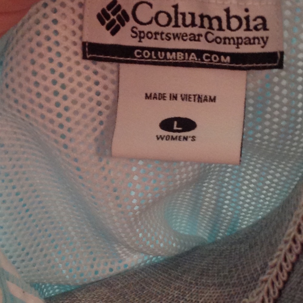 Columbia Button Down. Size Large. - image 6